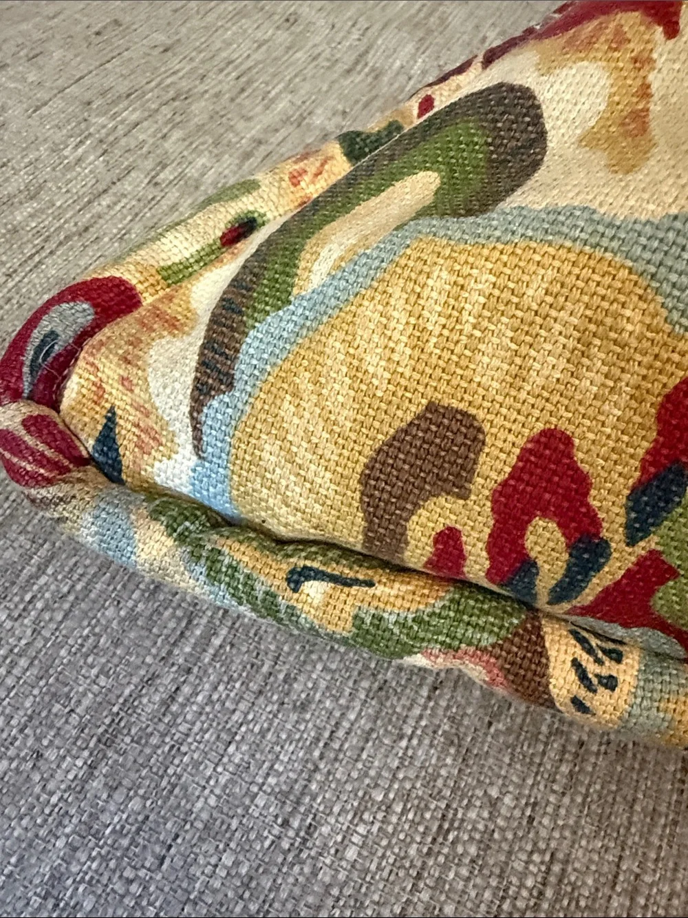 Vintage Pier 1 vibrant gardenia Paisley Accent Pillows.